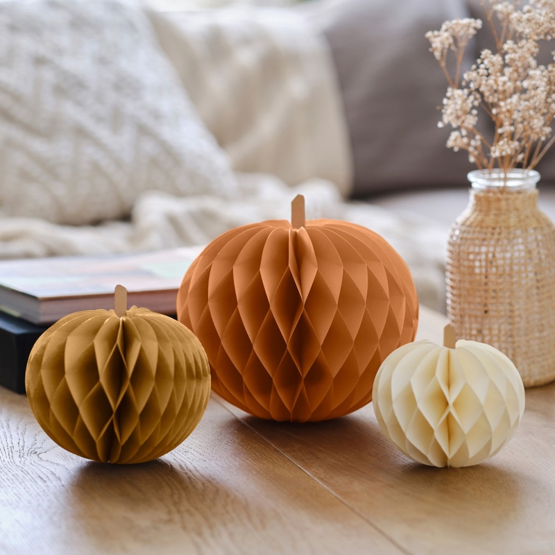 3 pumpkin honeycomb decoration