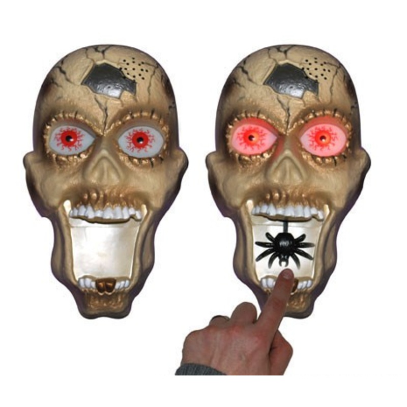 Skull horror doorbell 22 x 14cm