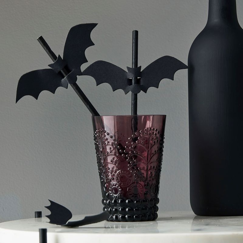 16 Spookerella bat straw