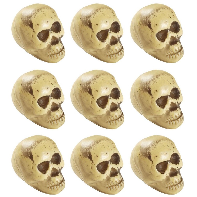 9 Memento Mori Skulls Table Deco 5cm