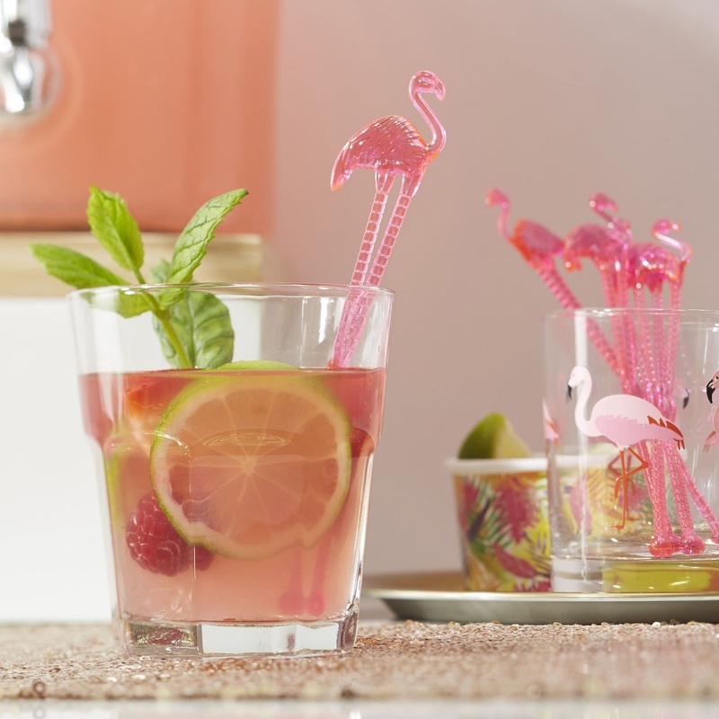 15 Flamingo Beach cocktail skewers 14.5cm