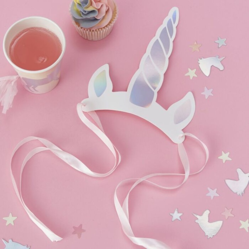 8 Shiny Unicorn party hats 18.5 x 15cm