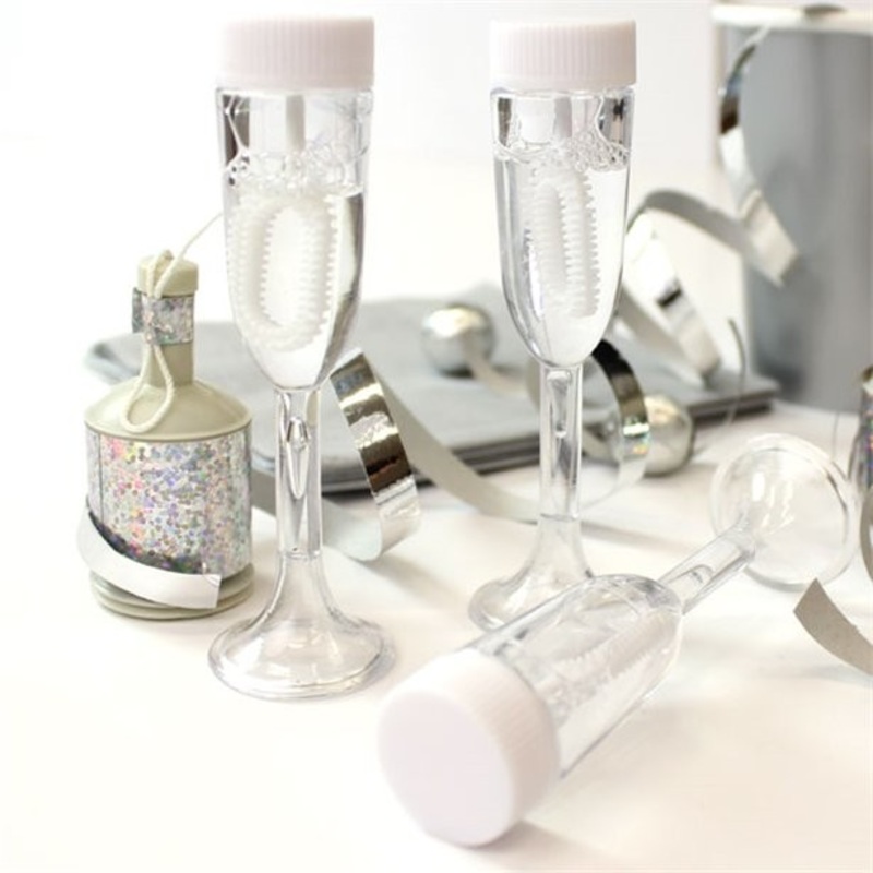 24 soap bubbles champagne glasses 9cm