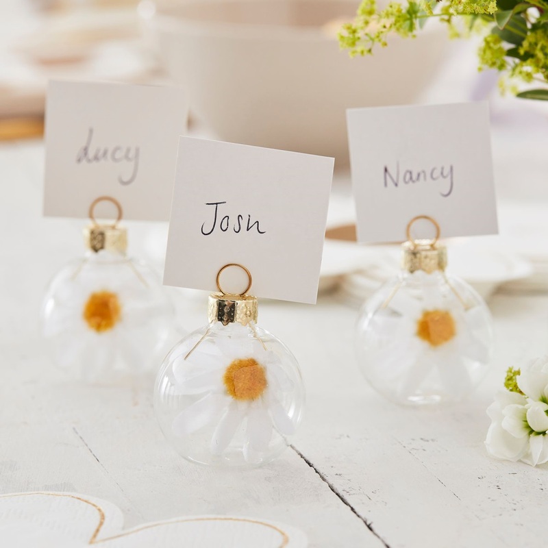 6 daisy place card holders