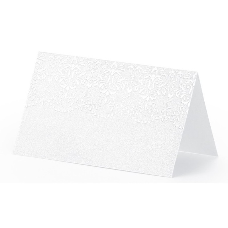 10 place cards with pearl-colored ornaments
