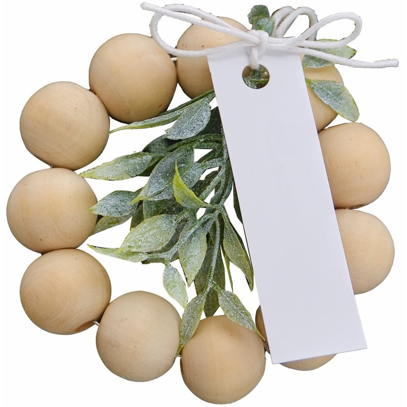 6 wooden place card holders with foliage and cards