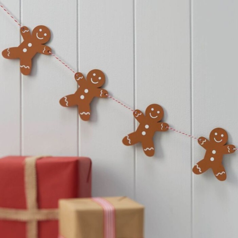 Vintage Christmas gingerbread wooden garland 1.5m