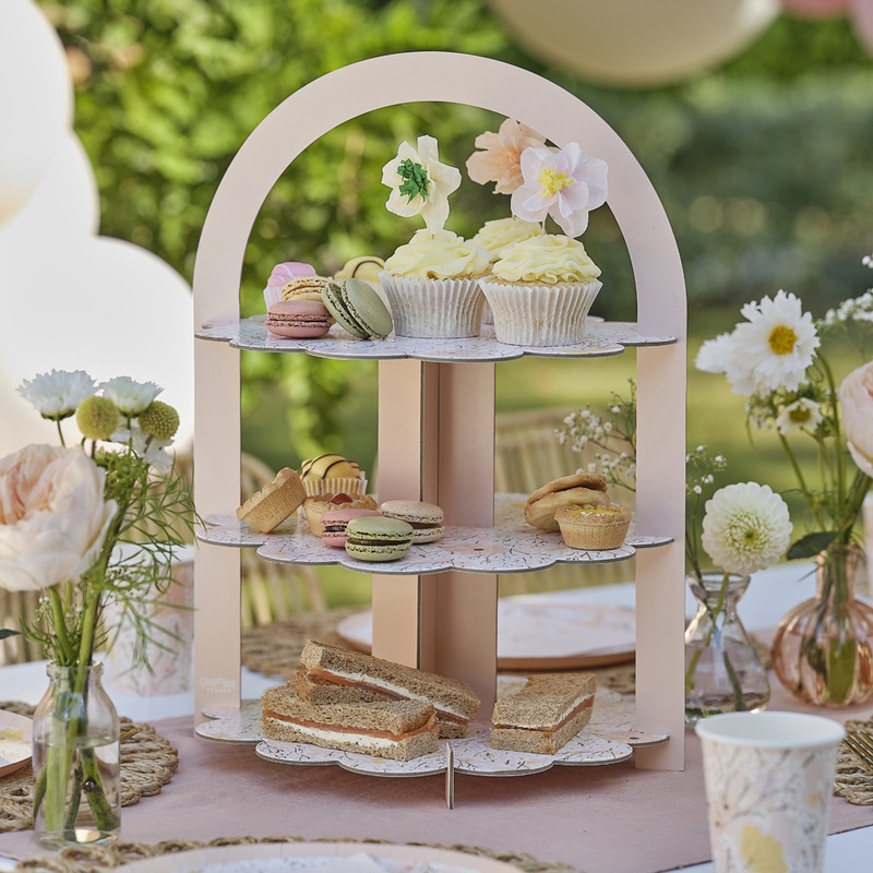 Sea of flowers cake stand