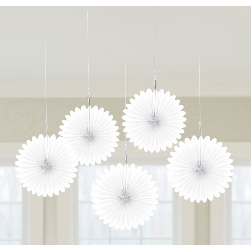 5 white paper rosettes Juliane 15cm