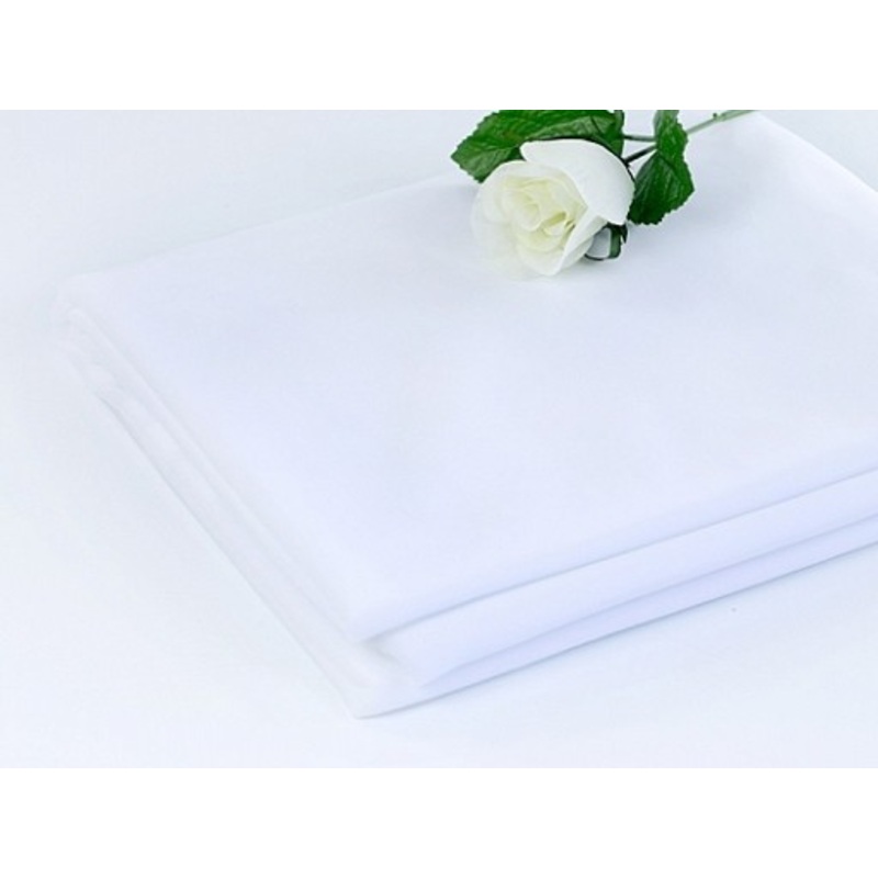 Elegant white tablecloth 16x7m