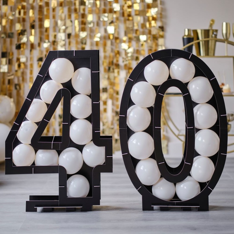 Balloon stand black and white number 40