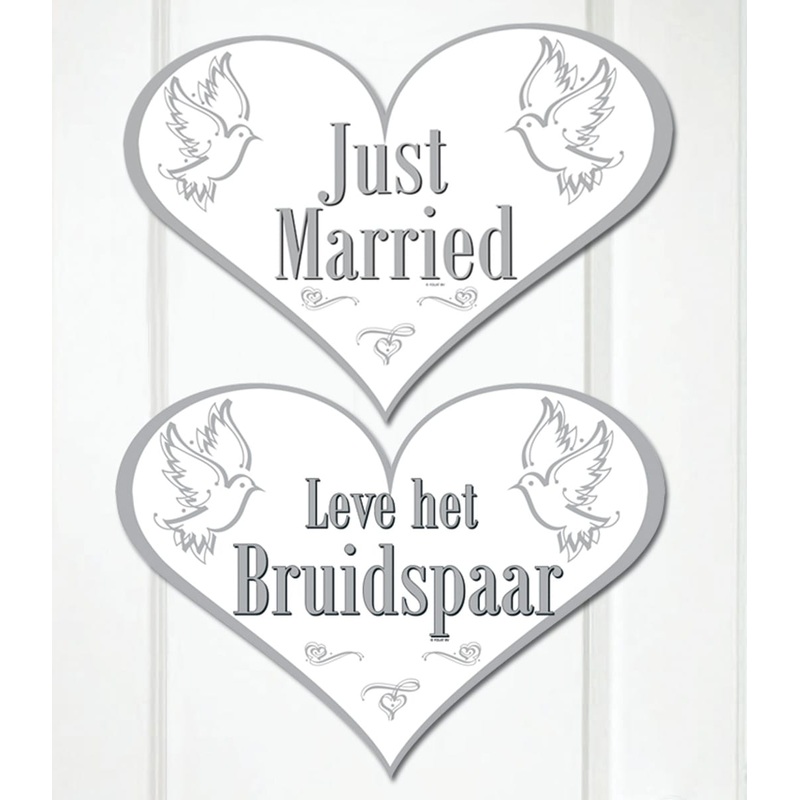 chic door decoration Just Married