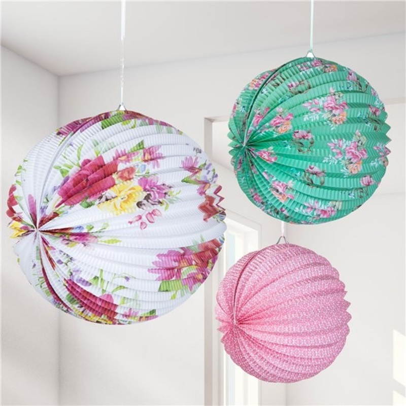 3 tea party lanterns