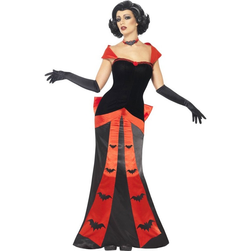 Vampire lady bat Glamorous horror house mistress S