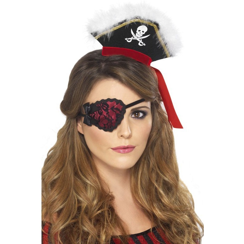 Glamor pirate eyepatch with lace