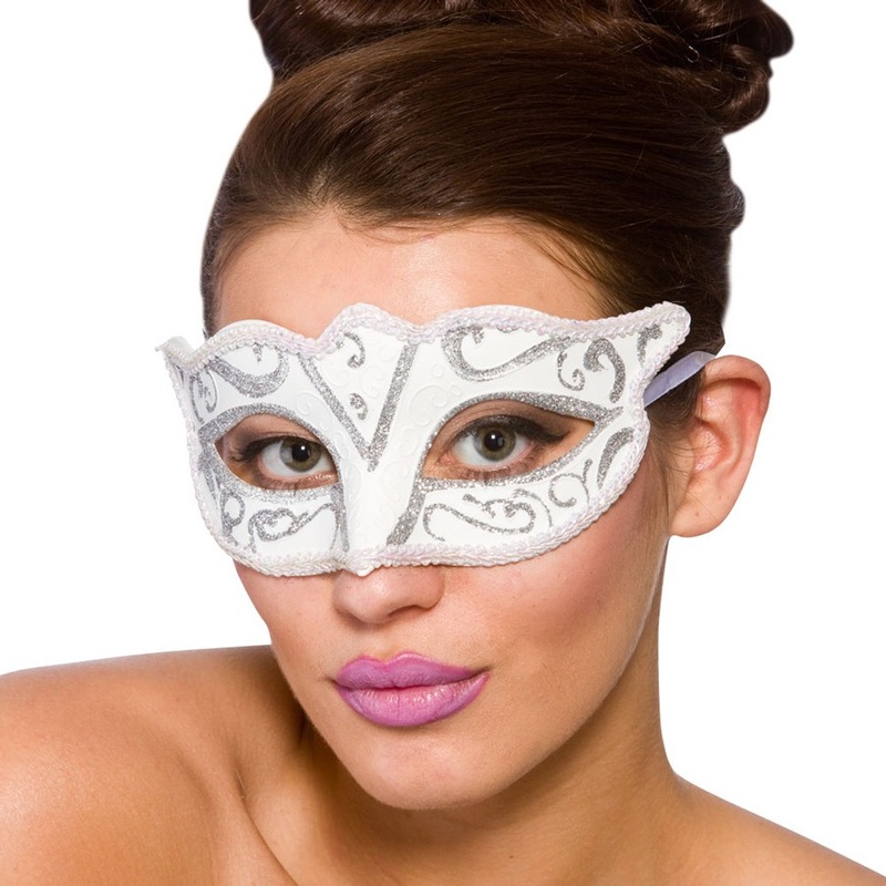 White Vera eye mask