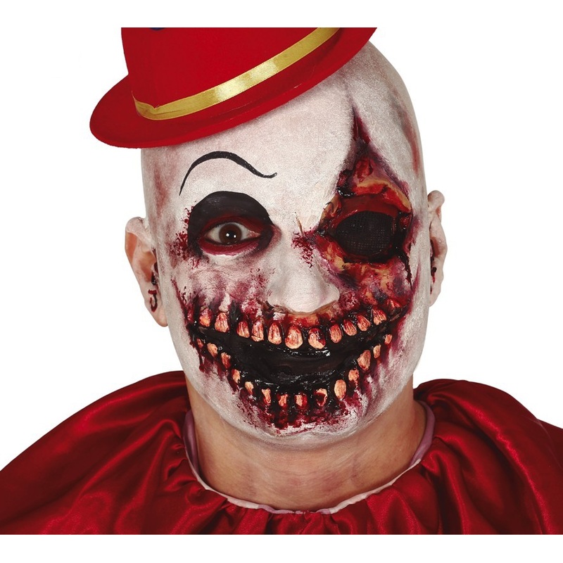 Horror clown mouth latex application
