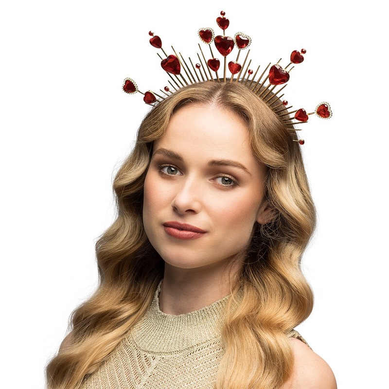 Tiara Love Island