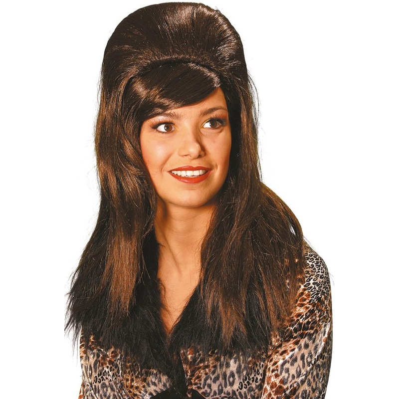 Brown Anja 70s wig