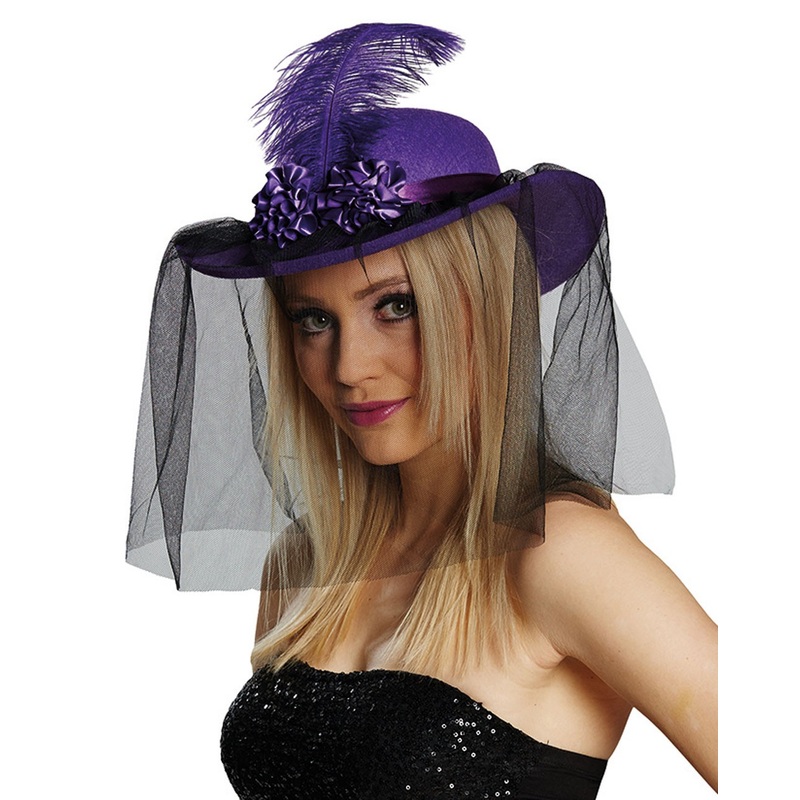 Purple El Velo hat with tulle veil