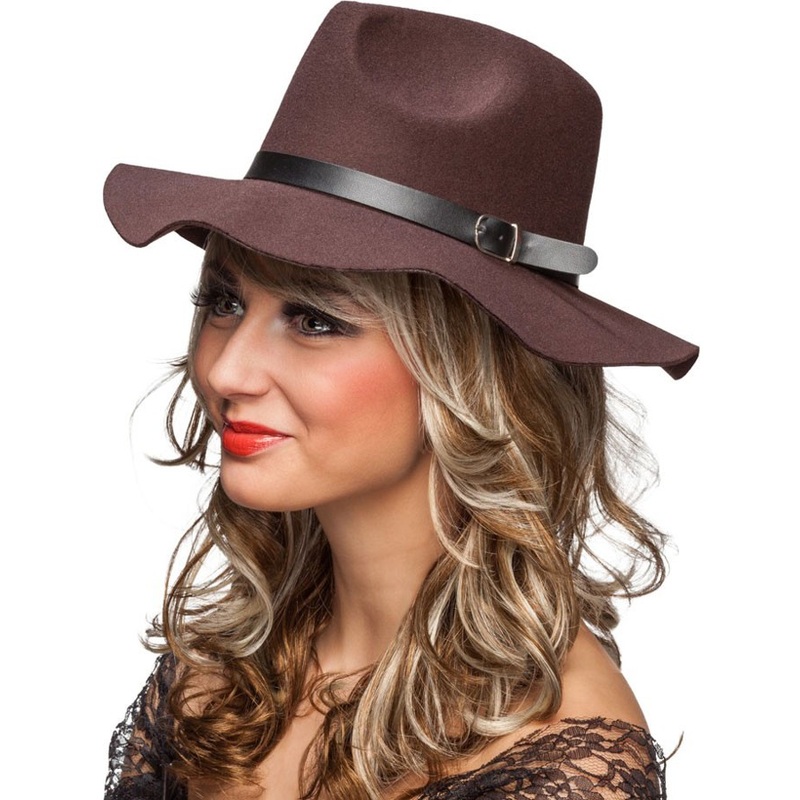 Classic brown hat with ribbon 57