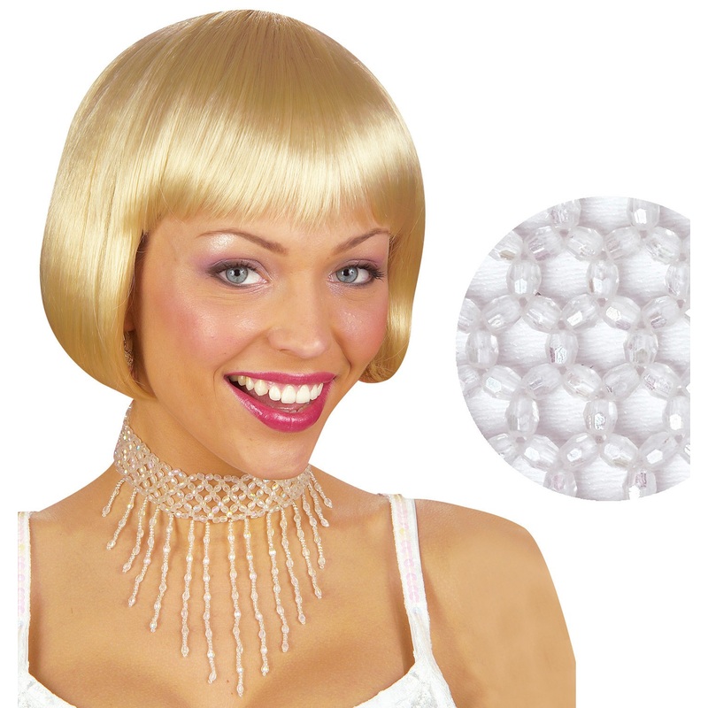 Magnificent shimmering pearl necklace