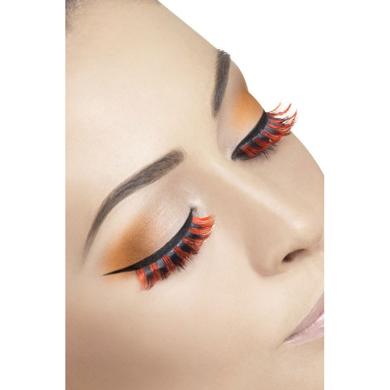 Bushy eyelashes in orange-black