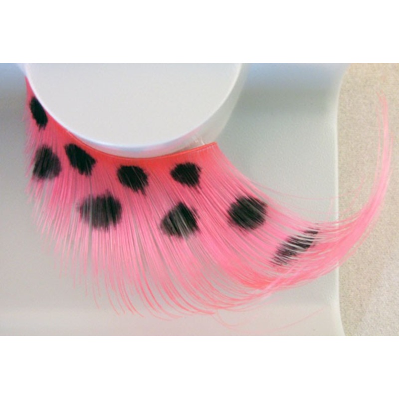Pink swing feather eyelashes