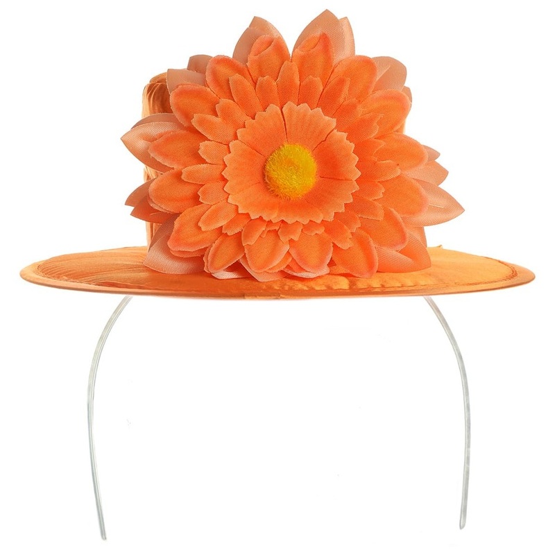 Flowery hat in orange