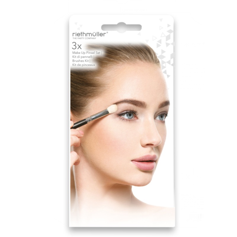 3 makeup brushes