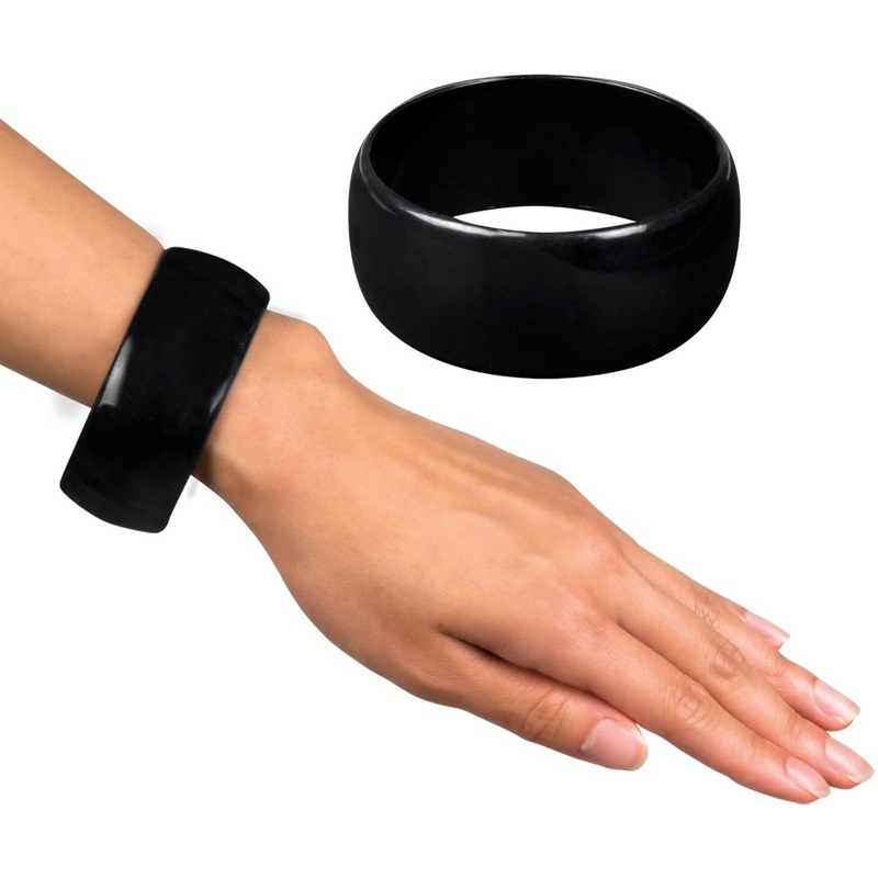 Black retro bangles