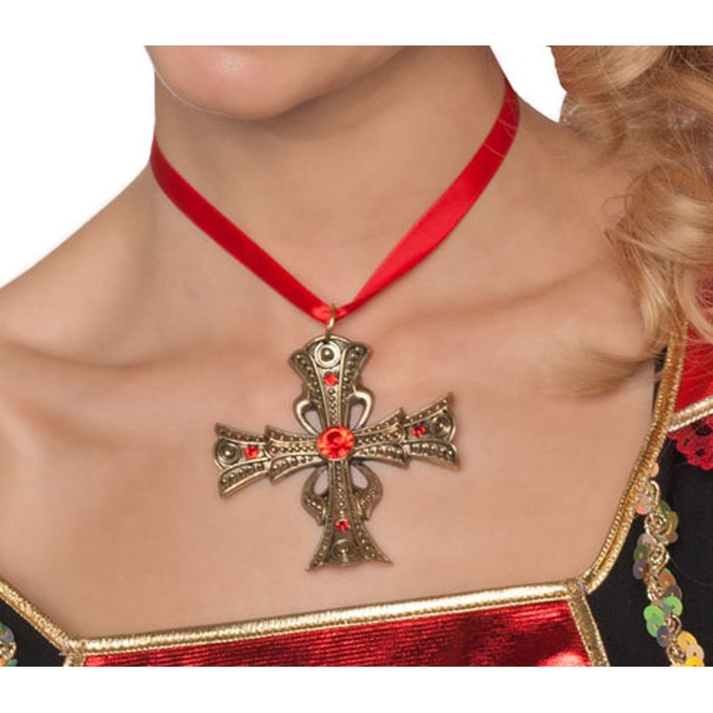 Gothic chain with cross pendant