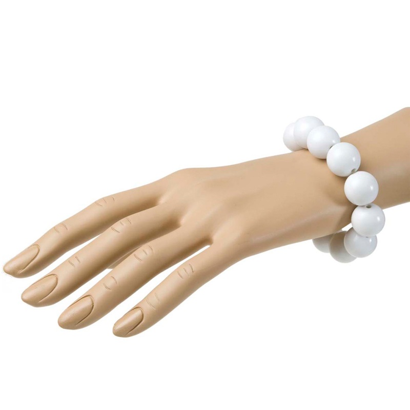 White pearl bracelet