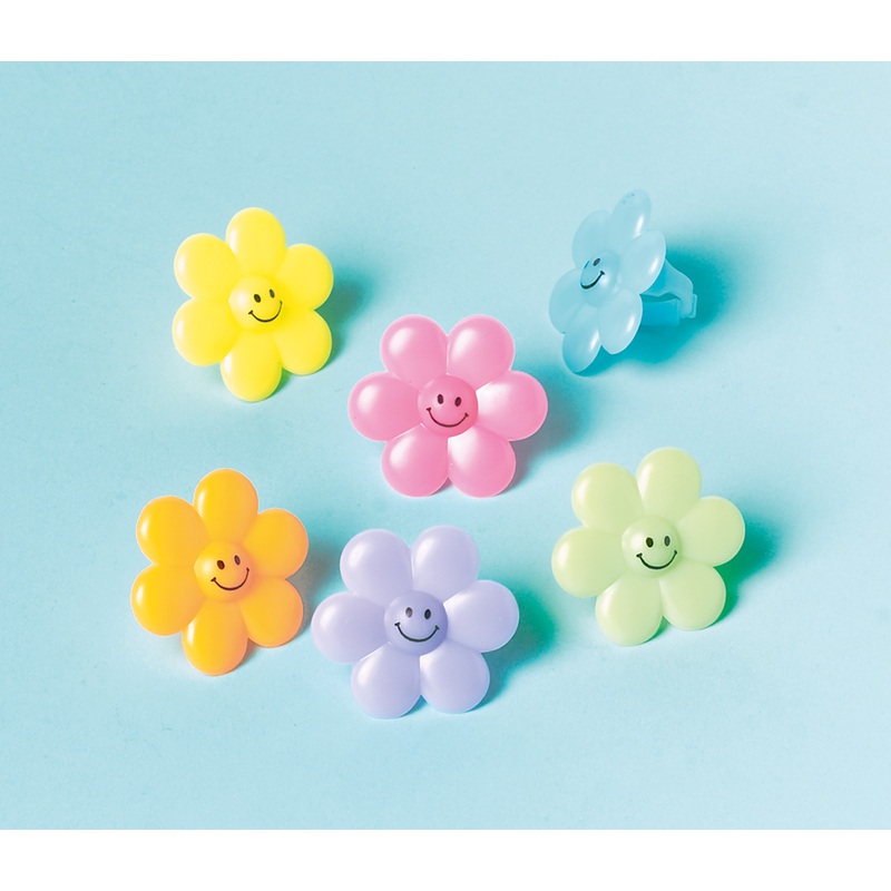 Sweet flower rings for gift bags multicolored 24 pieces