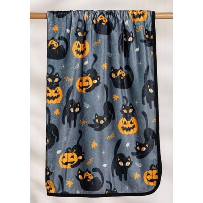 Quirky Black Kitty Comfy Throw Blanket Standard